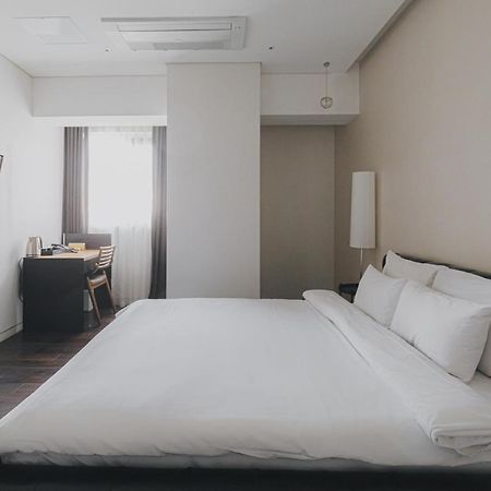 ACC Design Hotel Gwangju Metropolitan City Buitenkant foto
