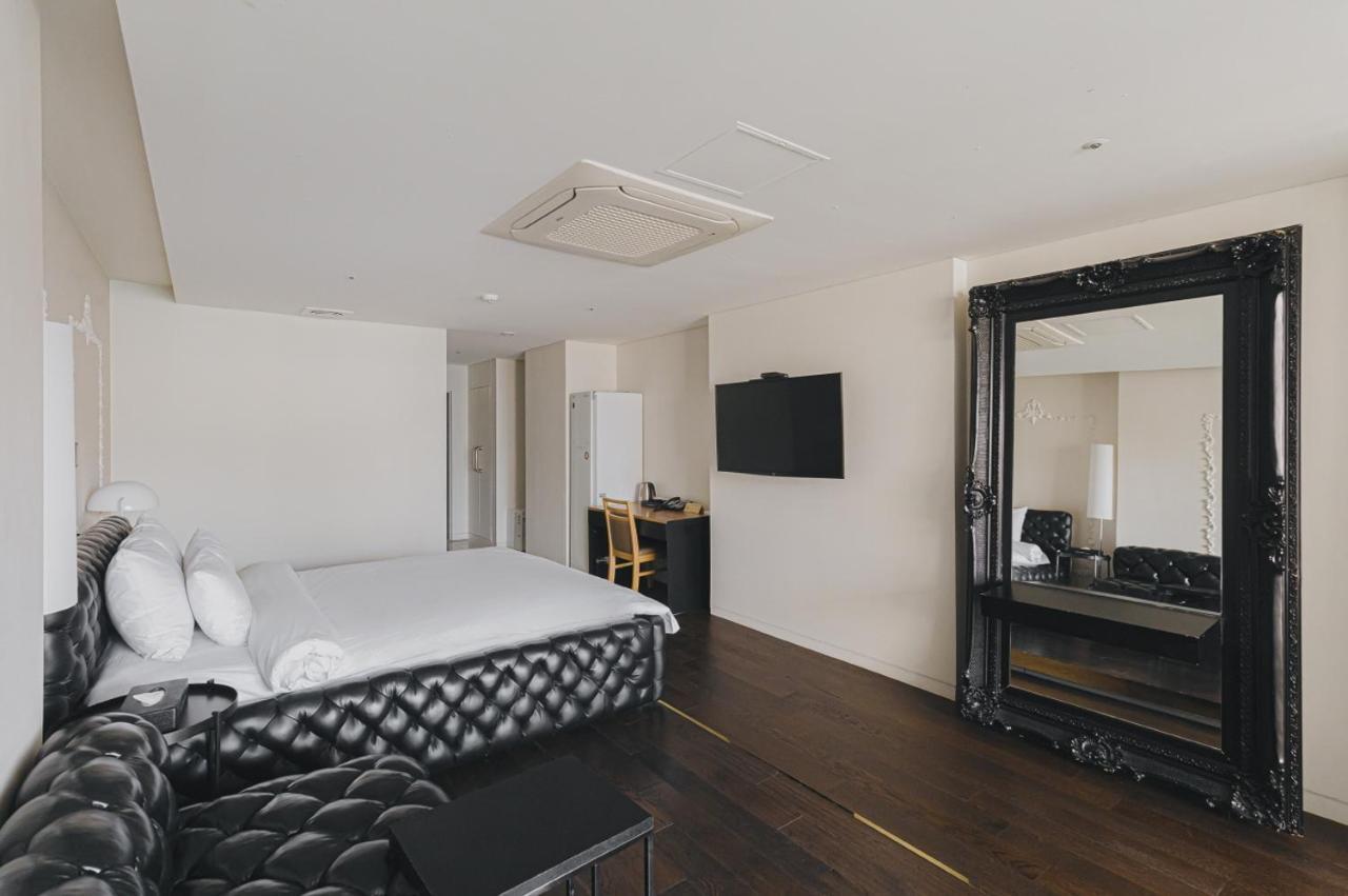 ACC Design Hotel Gwangju Metropolitan City Buitenkant foto