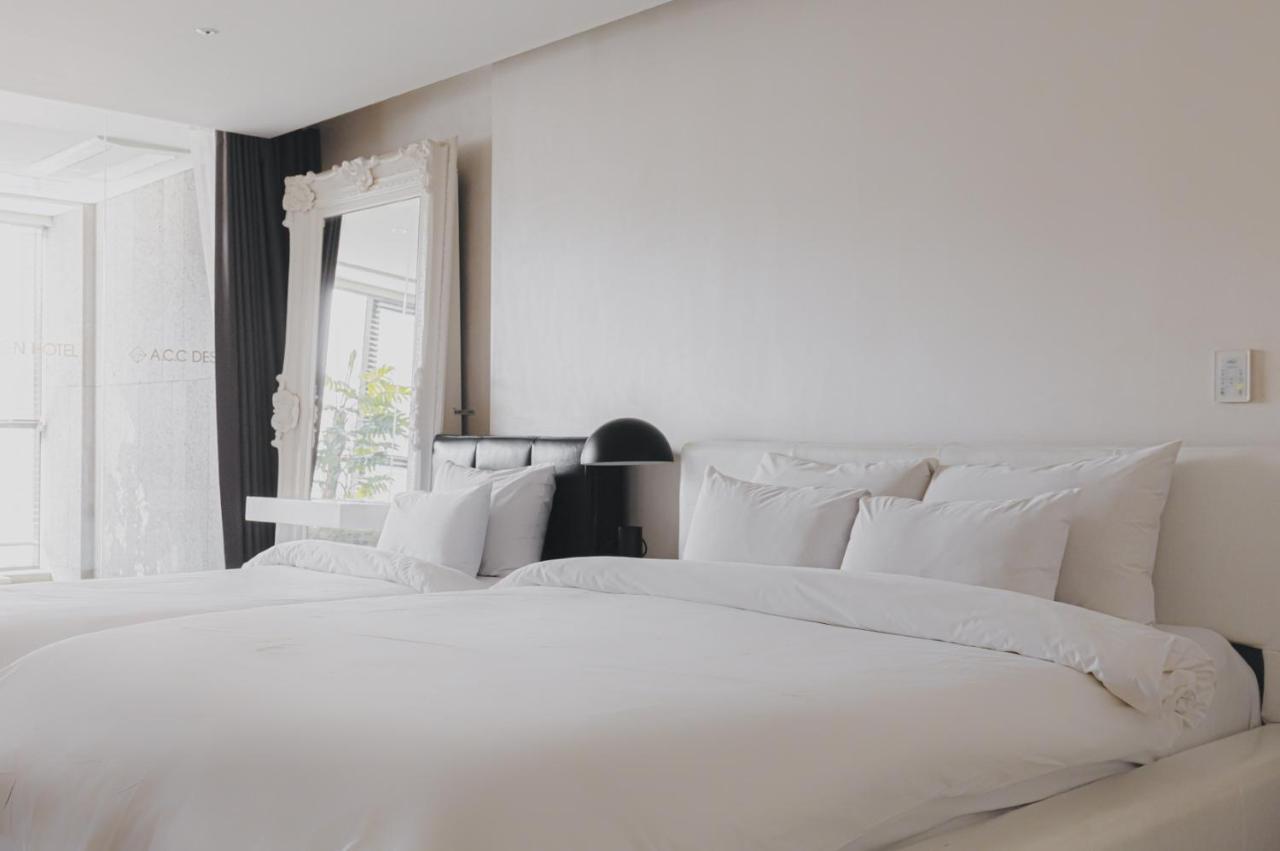 ACC Design Hotel Gwangju Metropolitan City Buitenkant foto