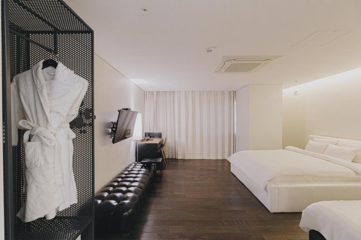 ACC Design Hotel Gwangju Metropolitan City Buitenkant foto