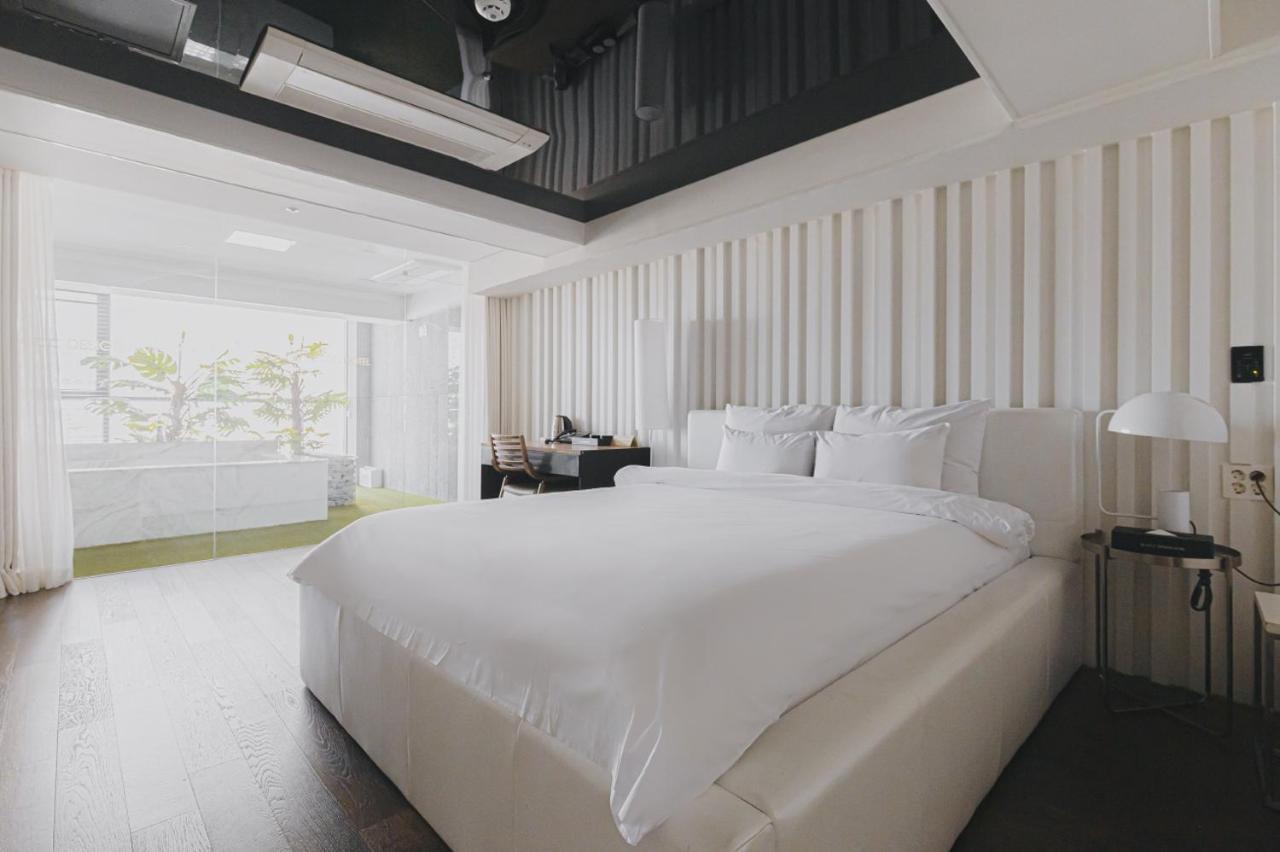 ACC Design Hotel Gwangju Metropolitan City Buitenkant foto